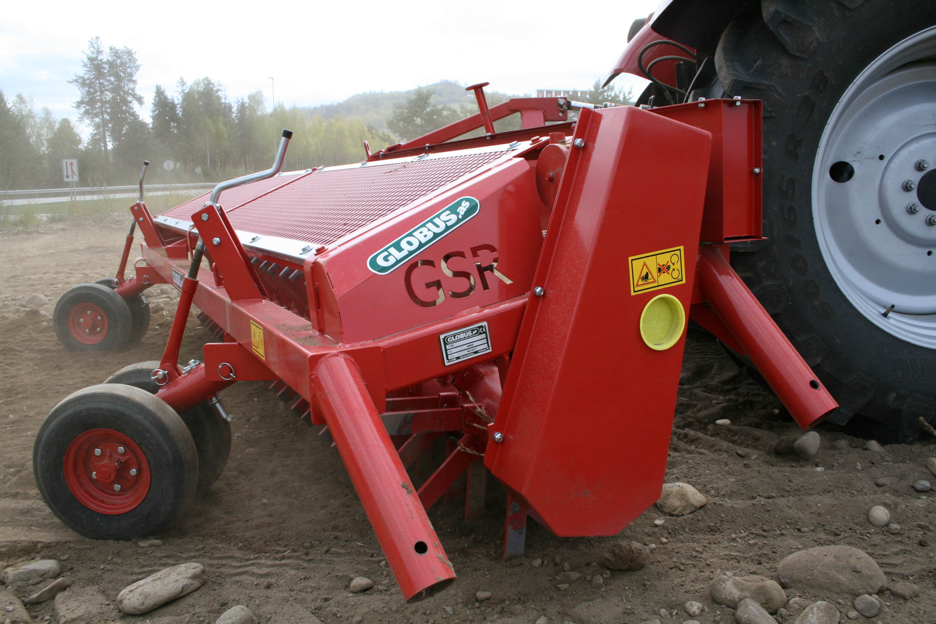 Stone rake Globus GSR 32300